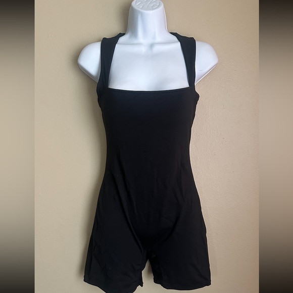 Black Sleeveless Romper - Picture 1 of 3